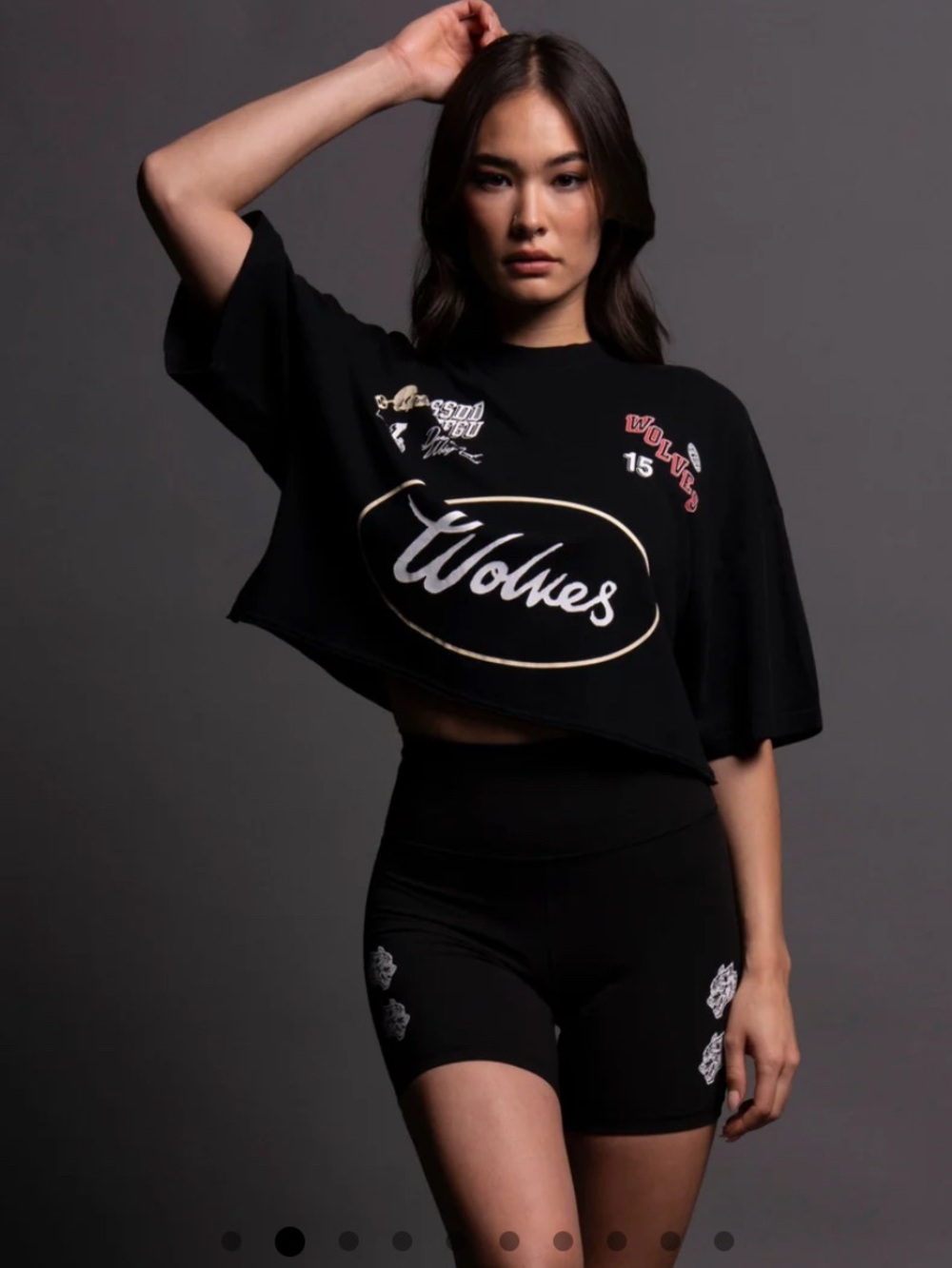 Wolves Graphic Cropped Black Women's Tee